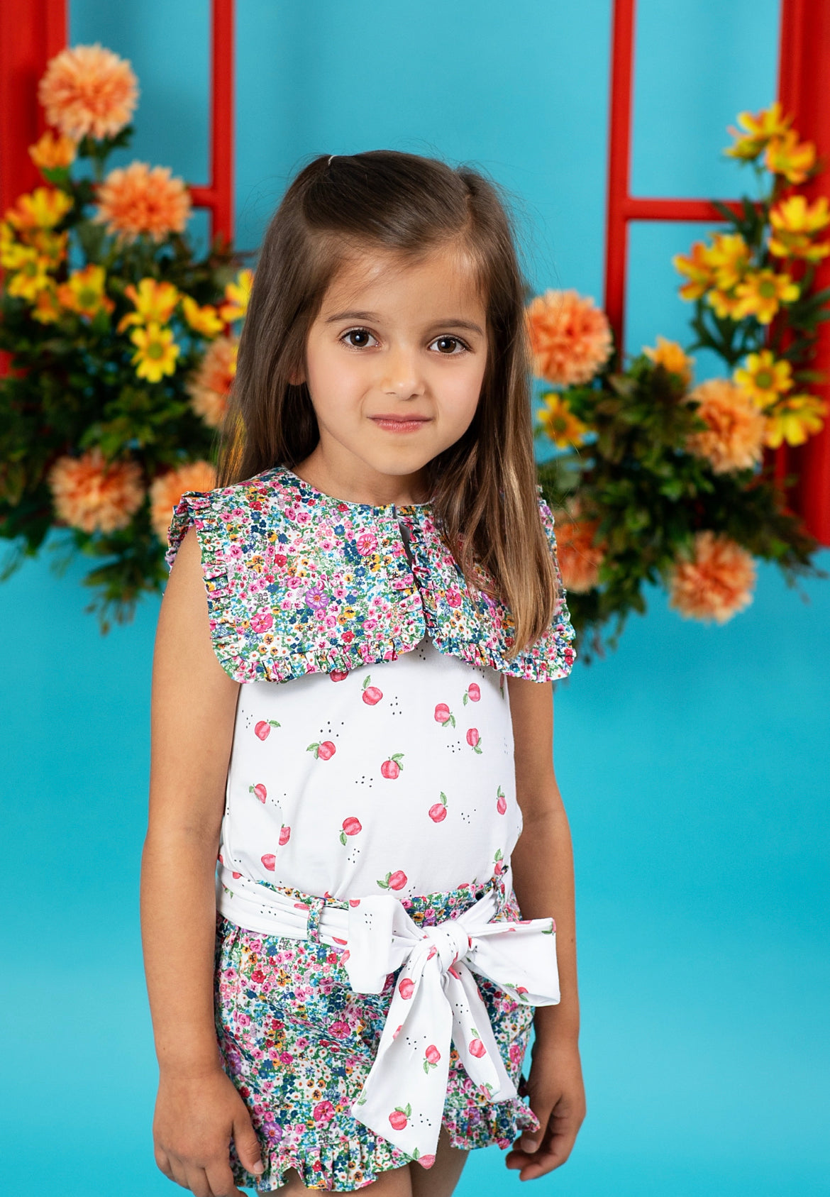Set Pantalón Corto Flores y Camiseta
