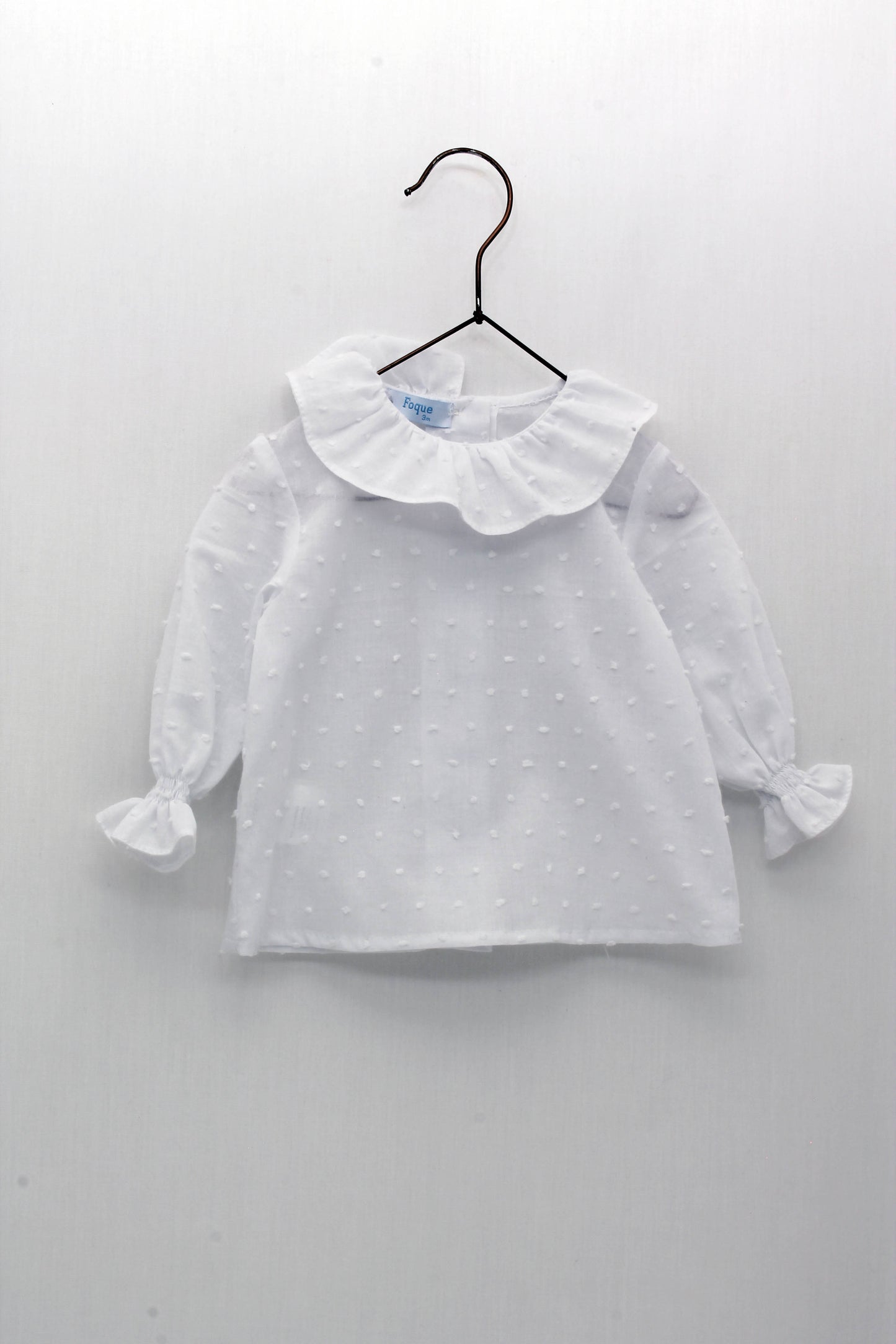 Conjunto Peto Punto Combinado y Camisa