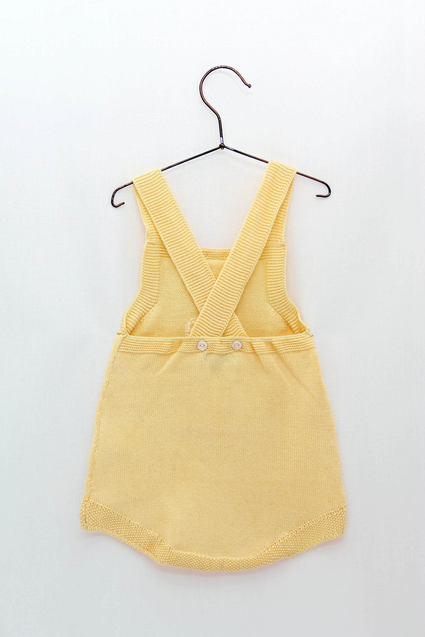 Conjunto ranita patitos y blusa cuello volante