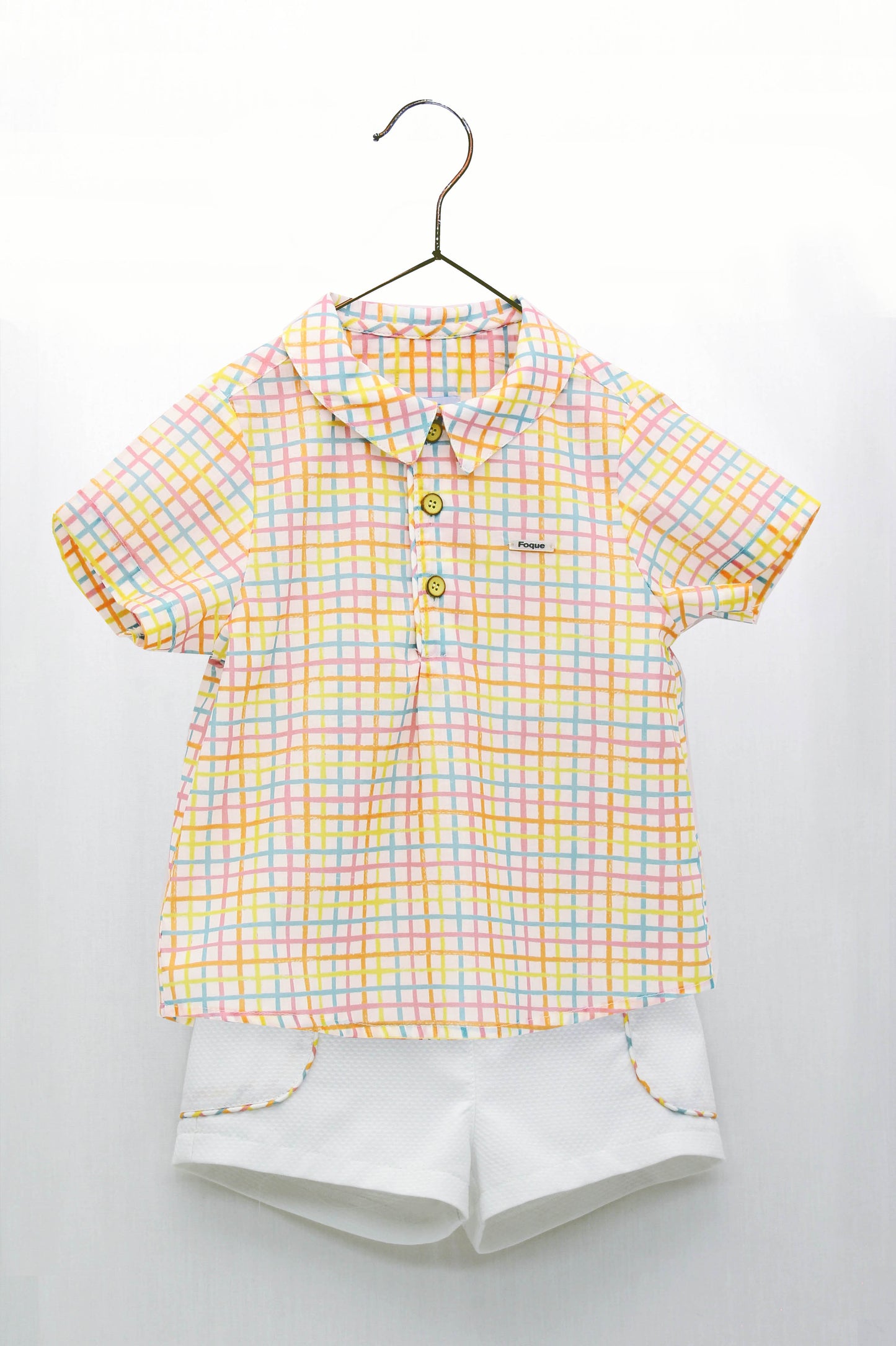 Conjunto camisa cuadro multicolor y pantalón corto