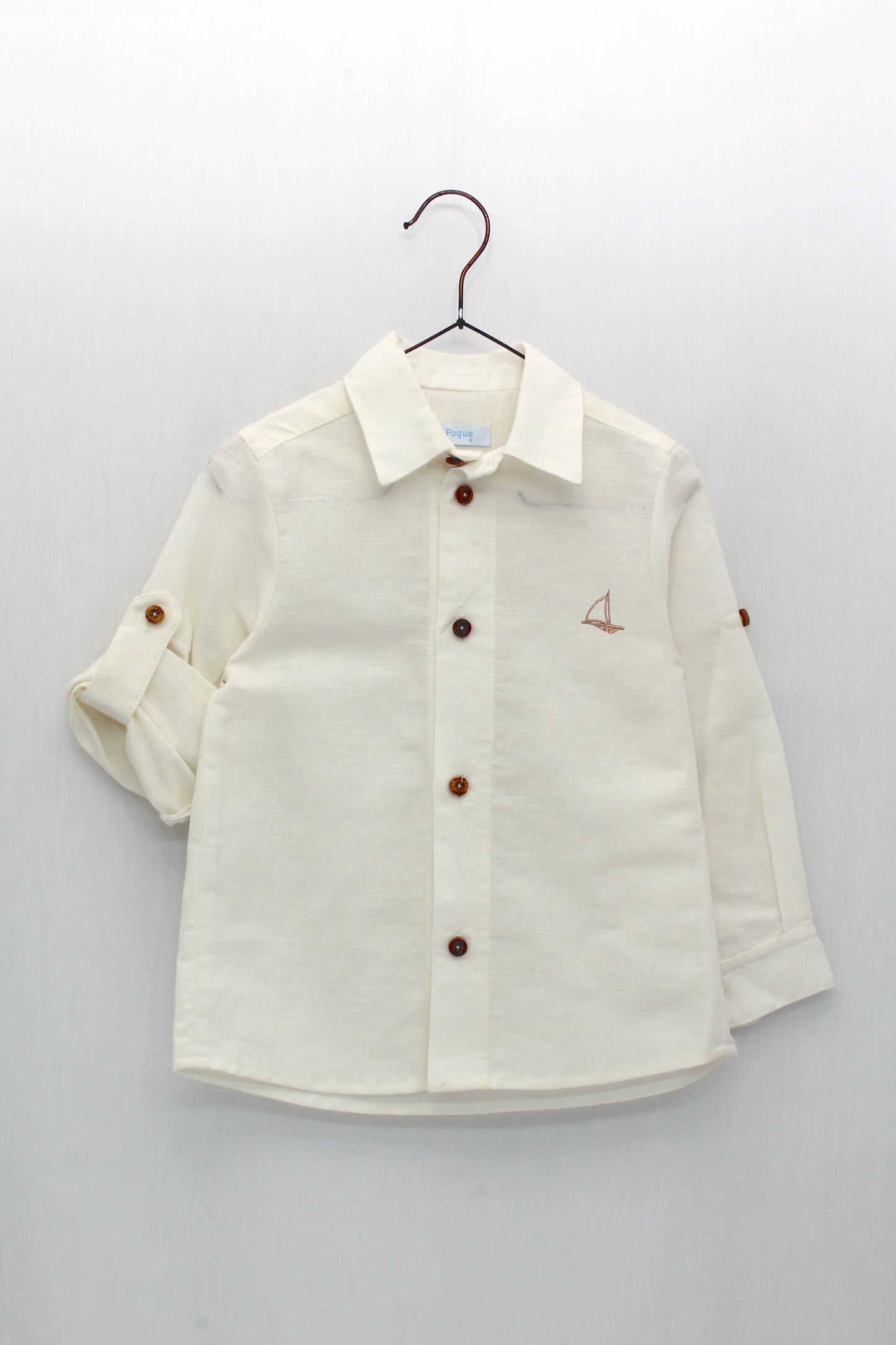 Linen shirt with shirt collar and striped shorts set