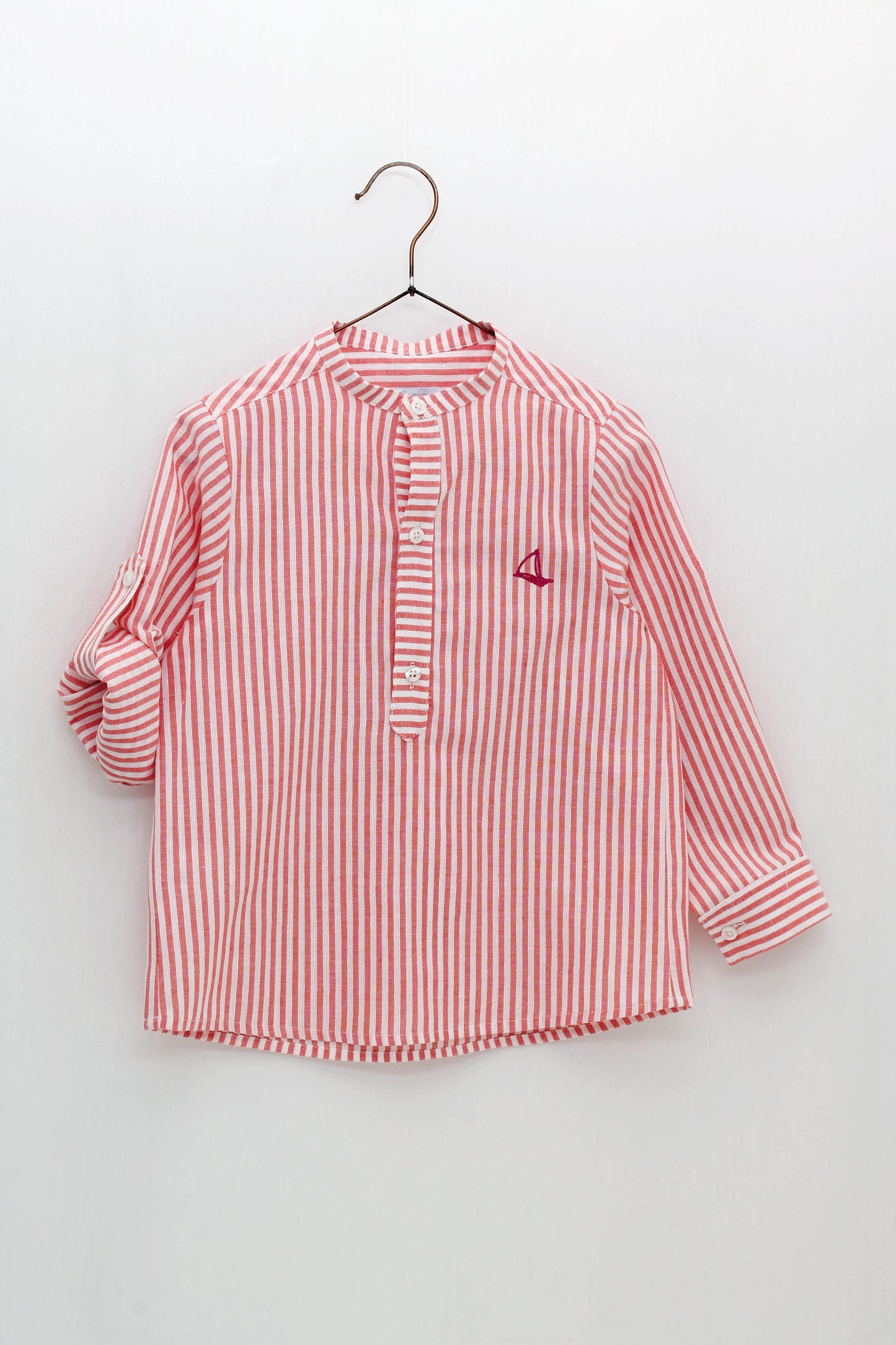Conjunto camisa rayas cuello mao con pantalón corto
