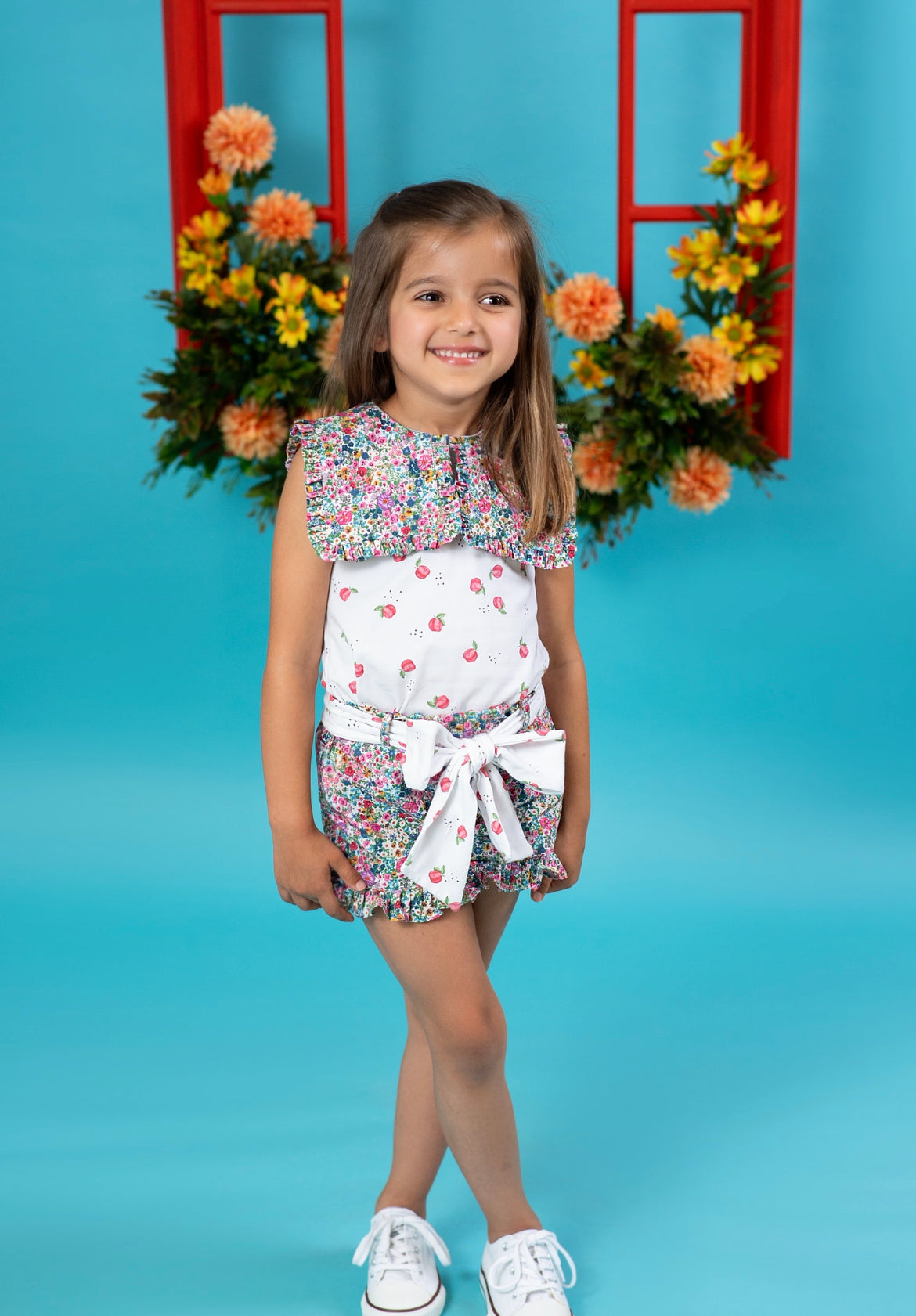 Set Pantalón Corto Flores y Camiseta