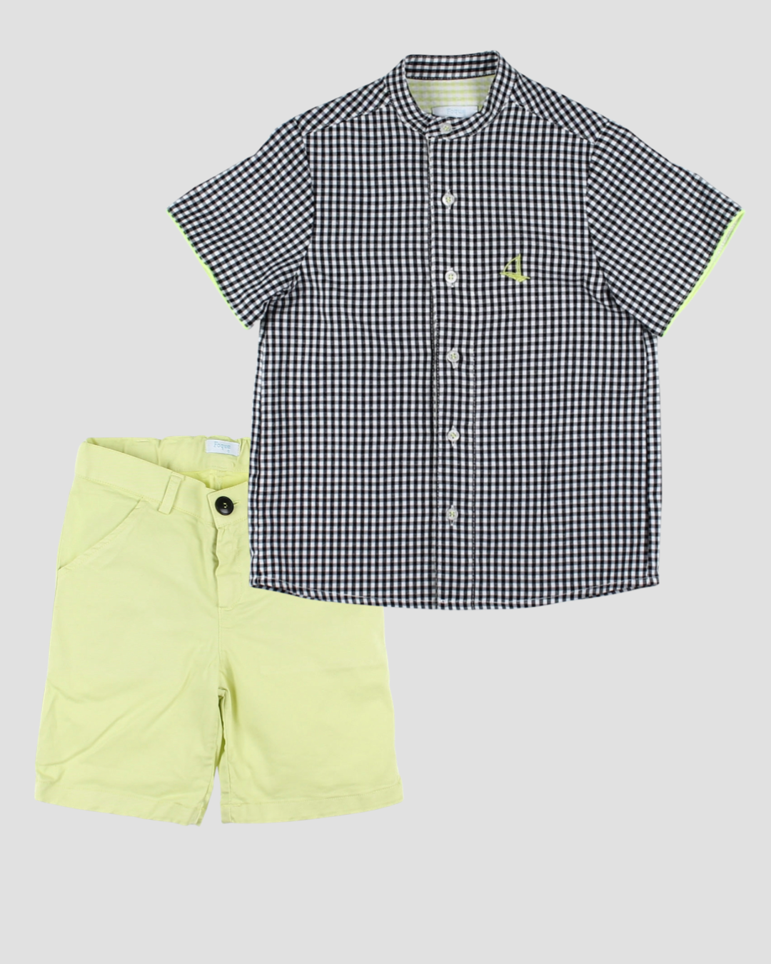 Set Pantalón Corto y Camisa Capri