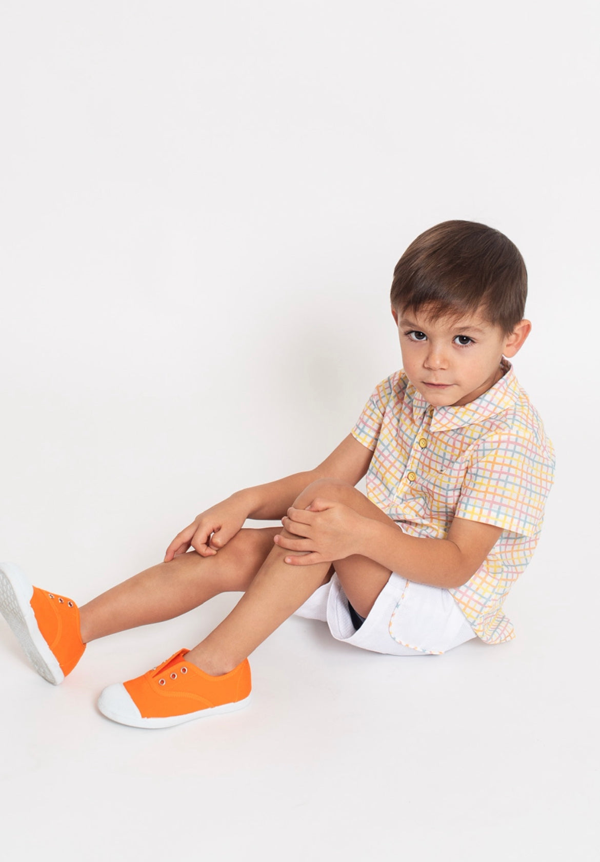 Conjunto camisa cuadro multicolor y pantalón corto