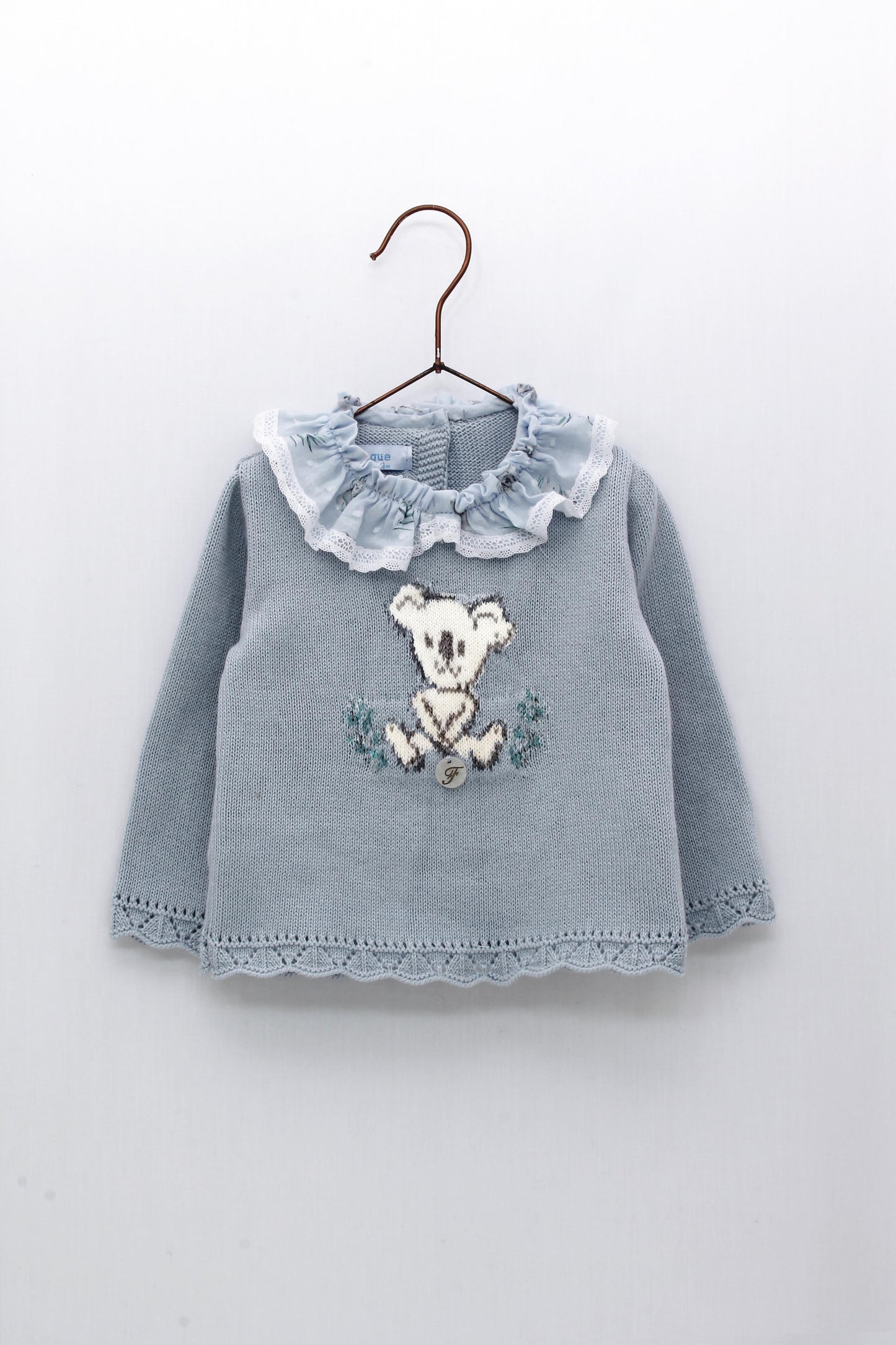 Koala ruffle neck jersey set and basic cotton leggings. Biologist