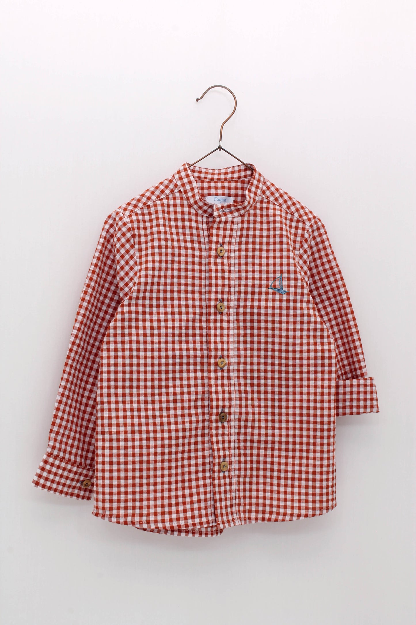 Set of long-sleeved shirt with a Mao collar and classic-cut canvas trousers
