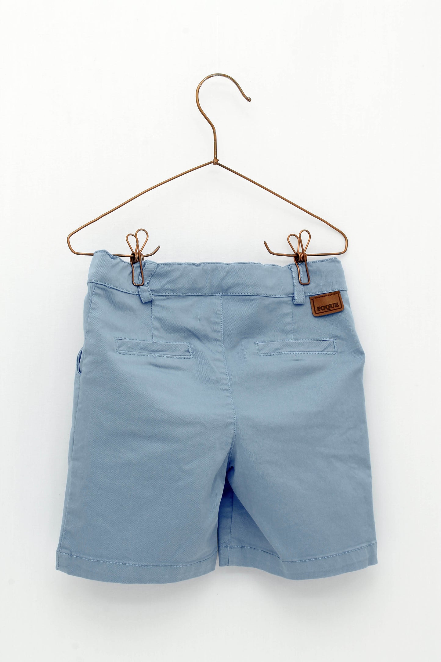 Set of long-sleeved shirt with a Mao collar and classic-cut canvas trousers