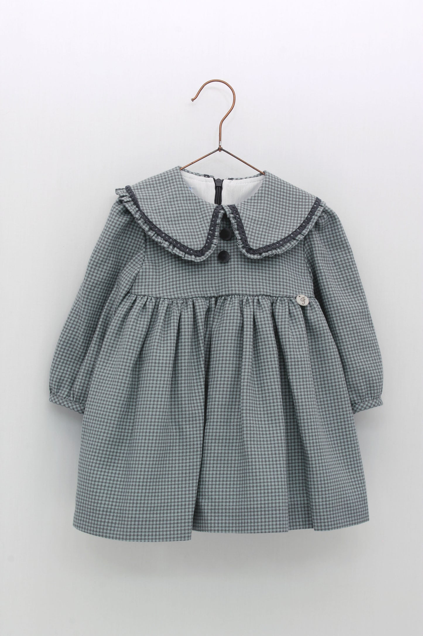 Vestido Cuadros Cuello Bordado