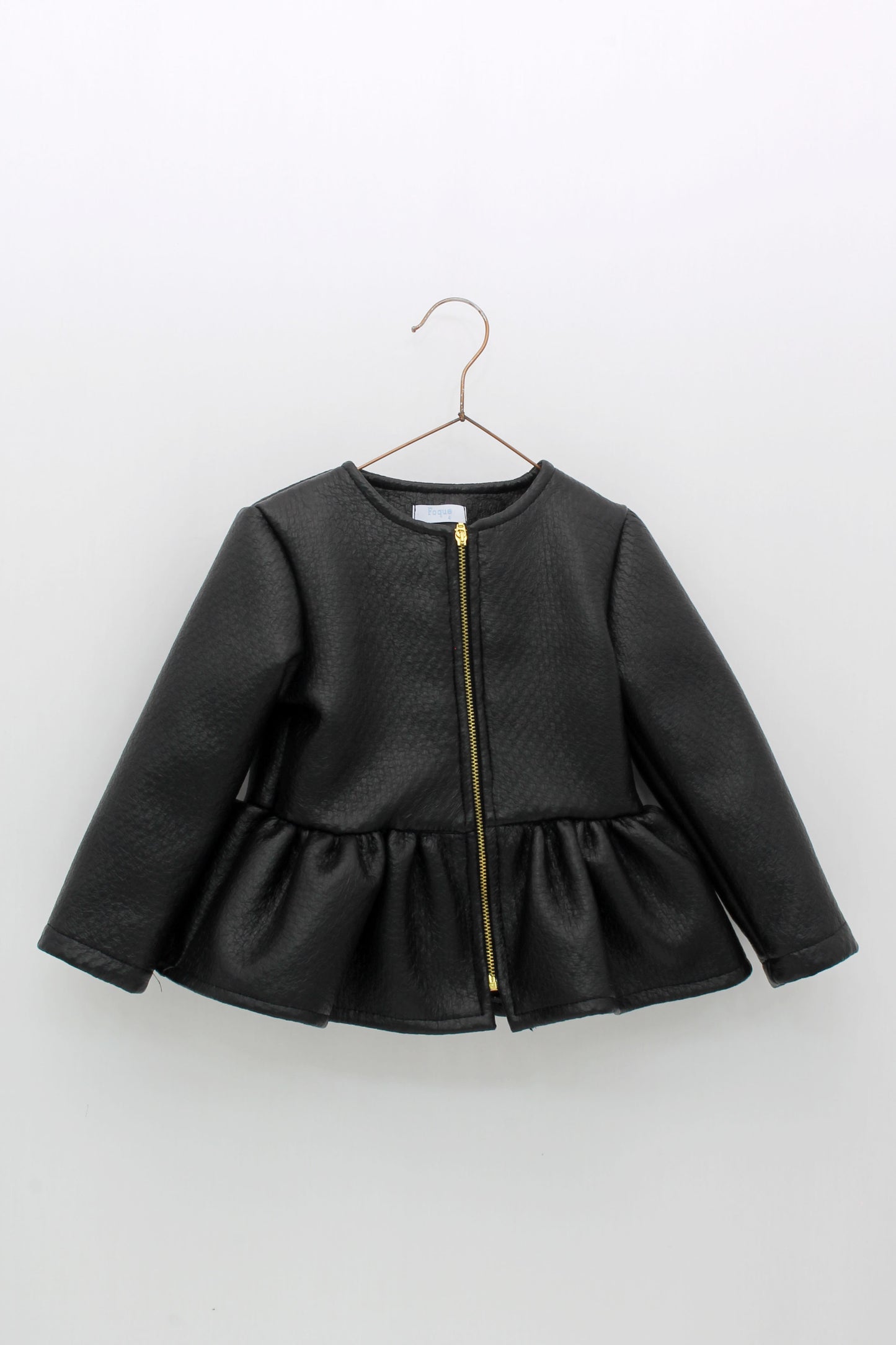 Cazadora Peplum Polipiel