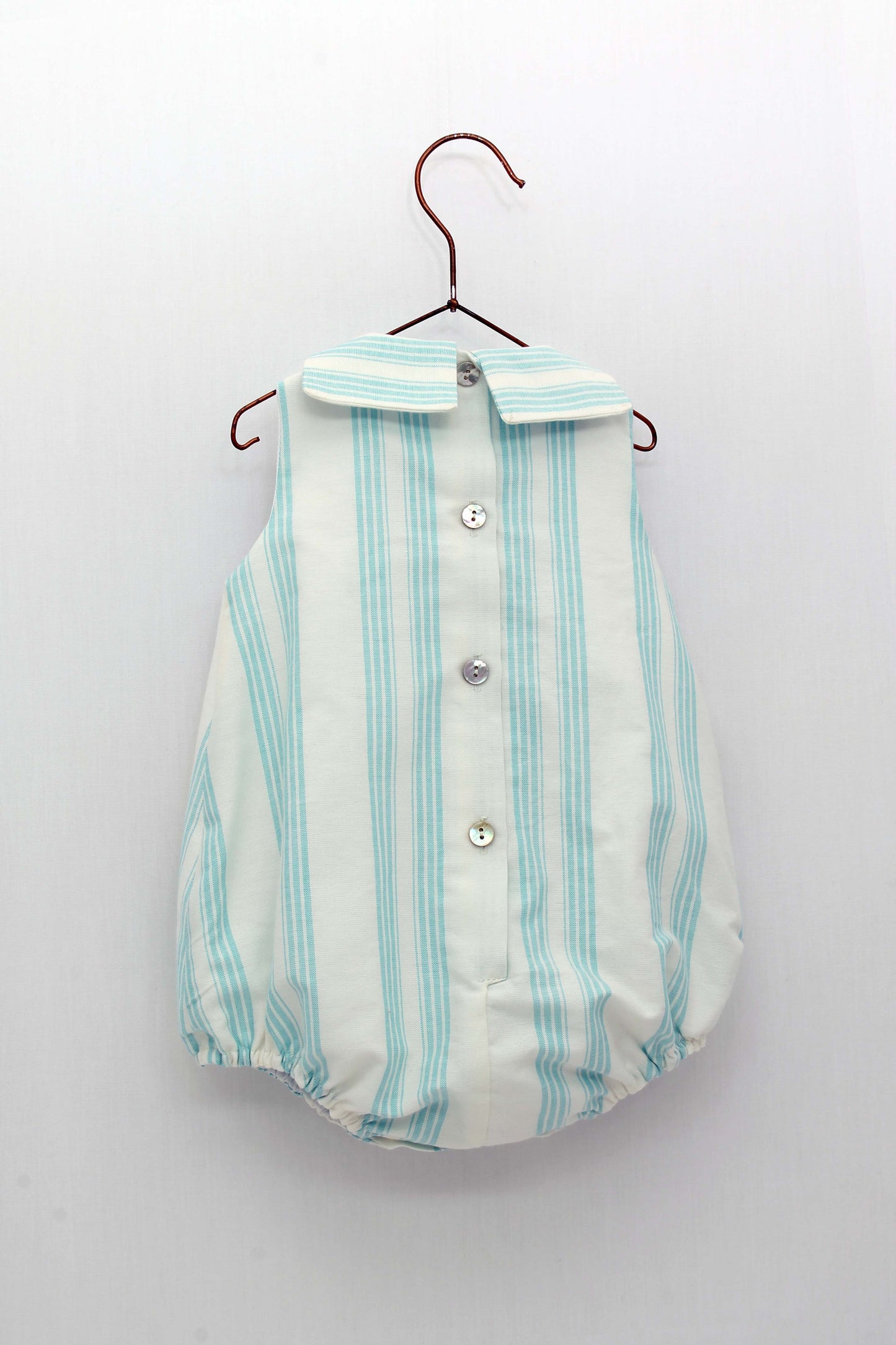 Sleeveless Striped Knitted Romper with Bib