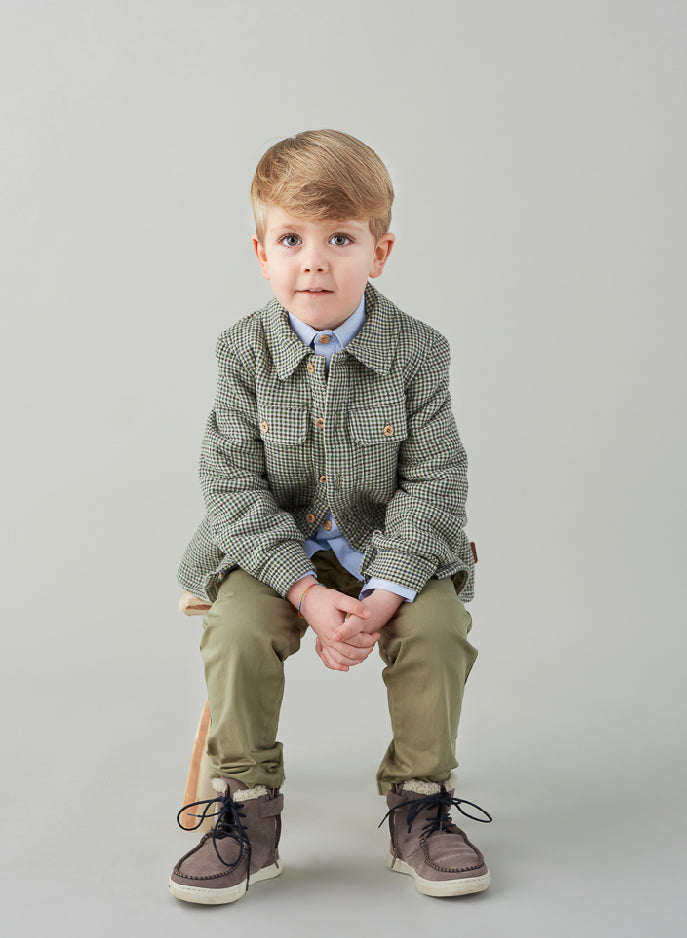 Conjunto Pantalón y Camisa Detalle Oliva