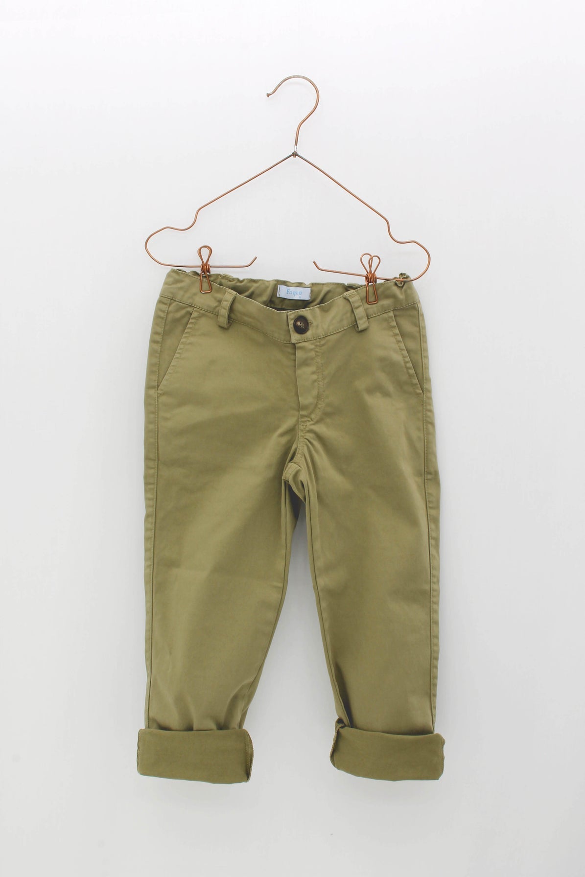Conjunto Pantalón y Camisa Detalle Oliva