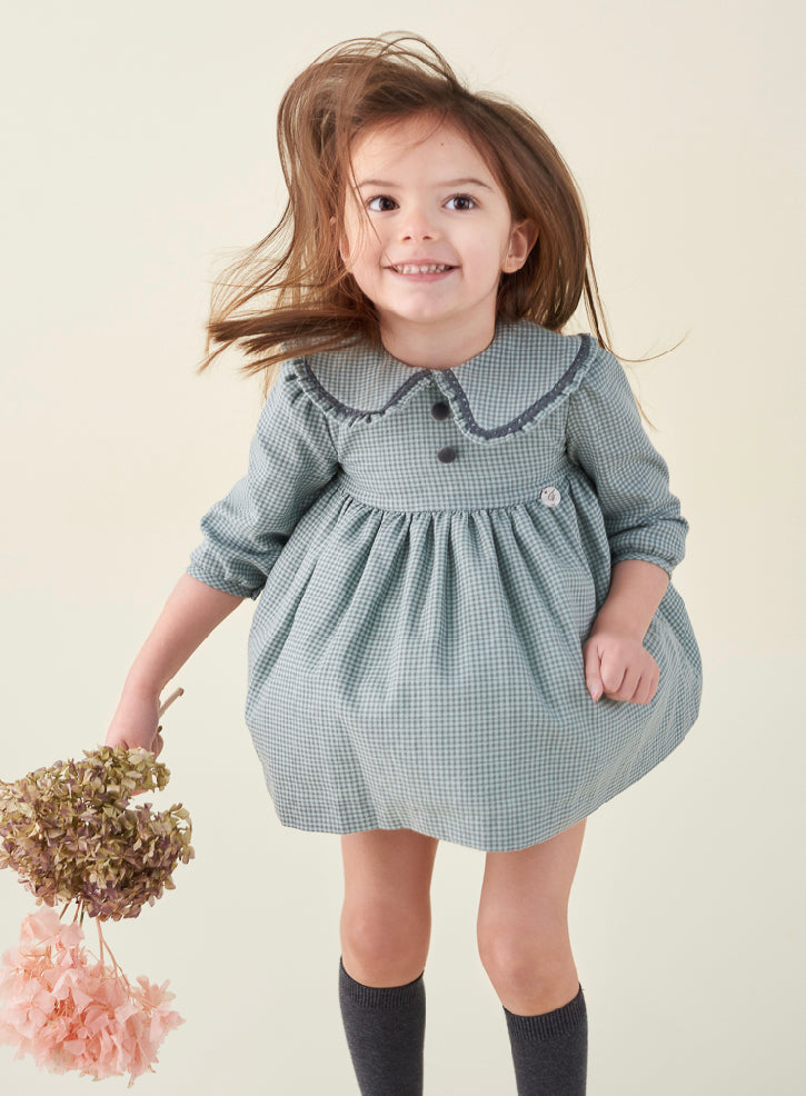 Vestido Cuadros Cuello Bordado