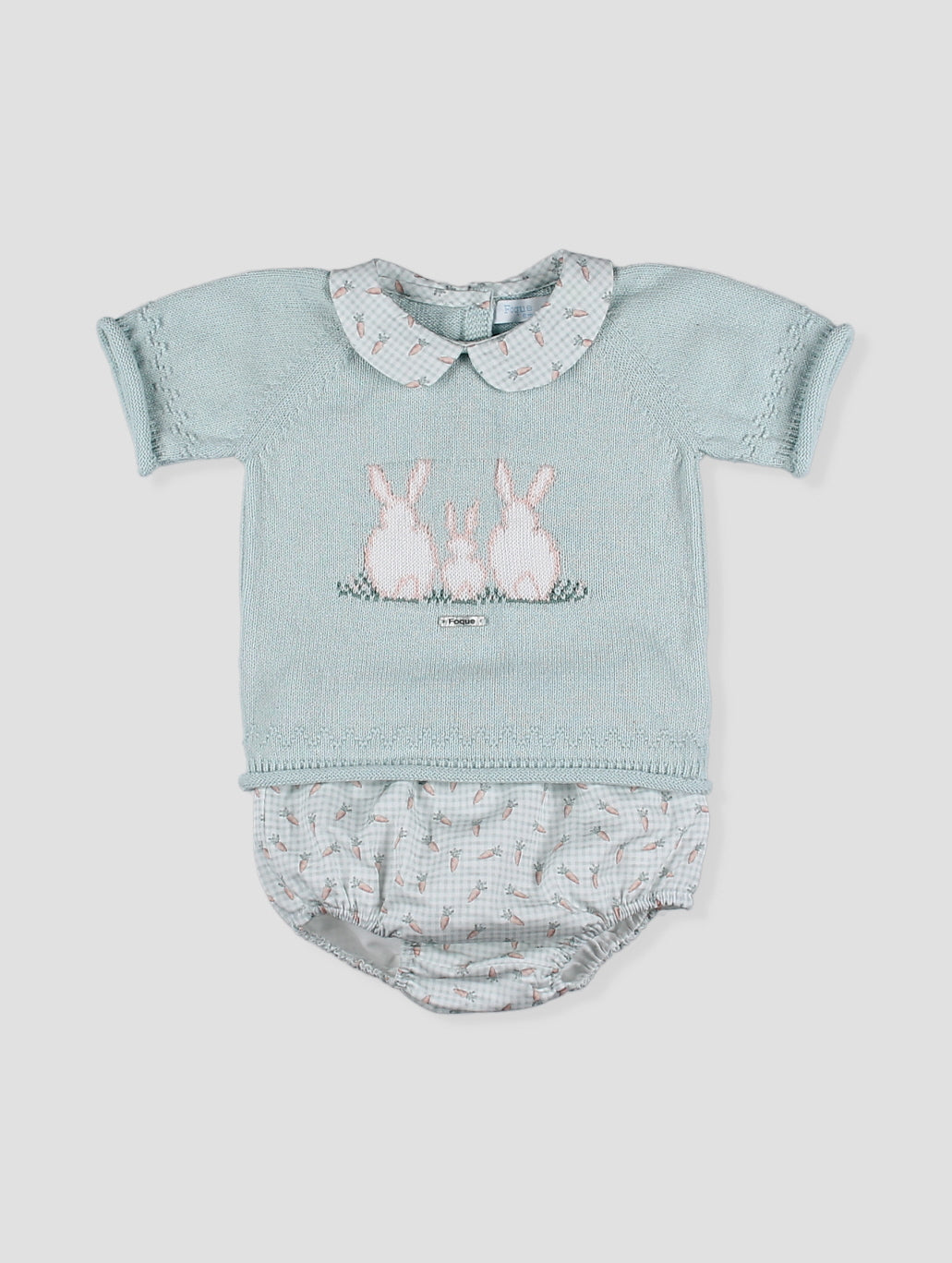 Conjunto bebé punto celeste con conejitos