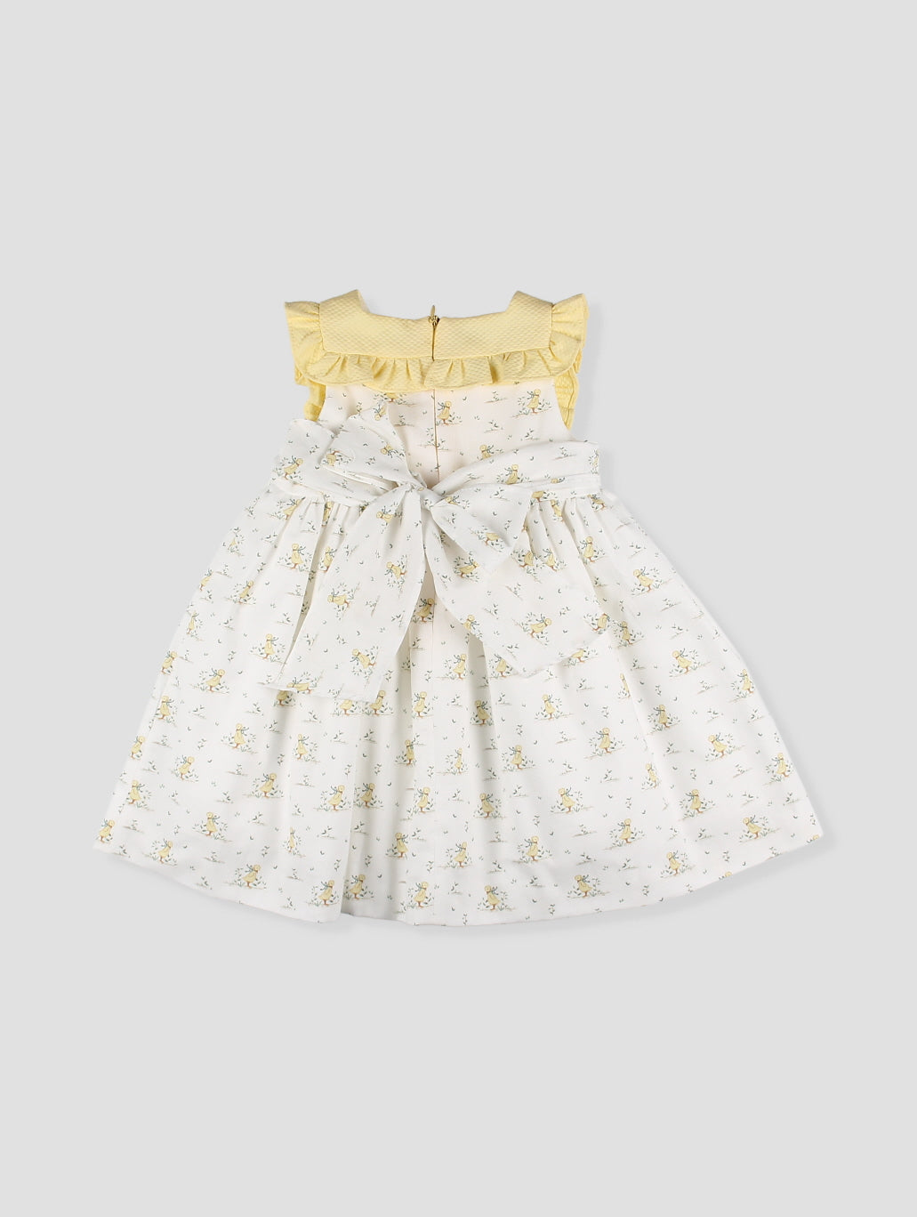 Vestido bebé niña estampado con pechera y volantes