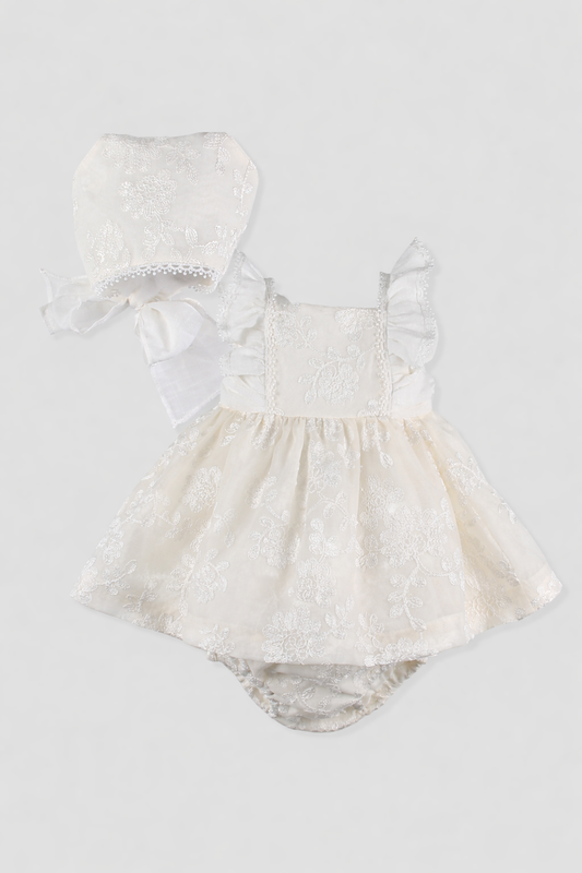 Jesusito bebé ceremonia con braguita bordado y capota