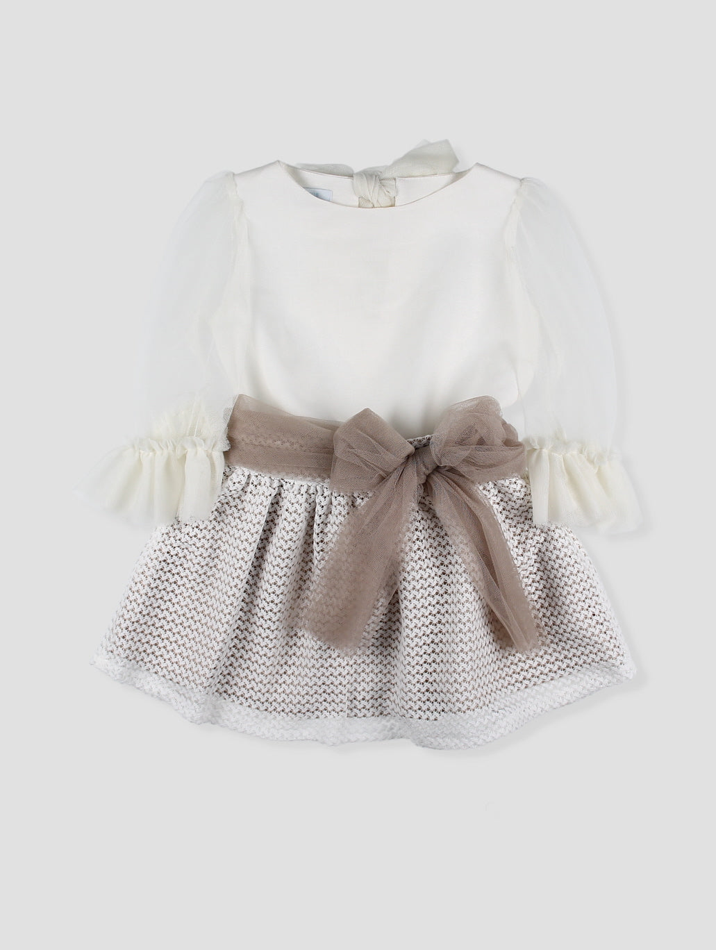 Conjunto niña blusa y falda con tul
