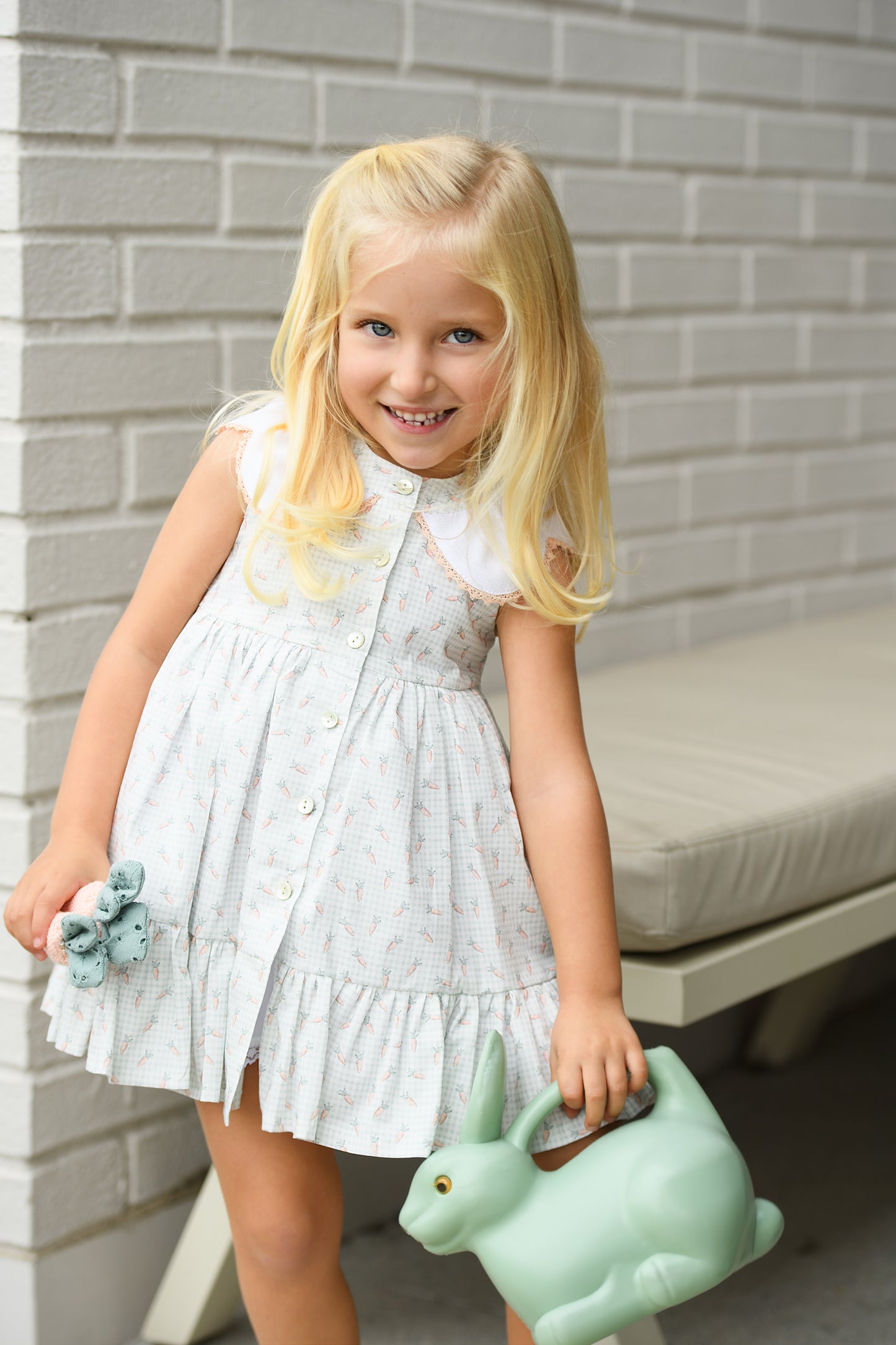 Vestido bebé niña estampado con cuello bordado