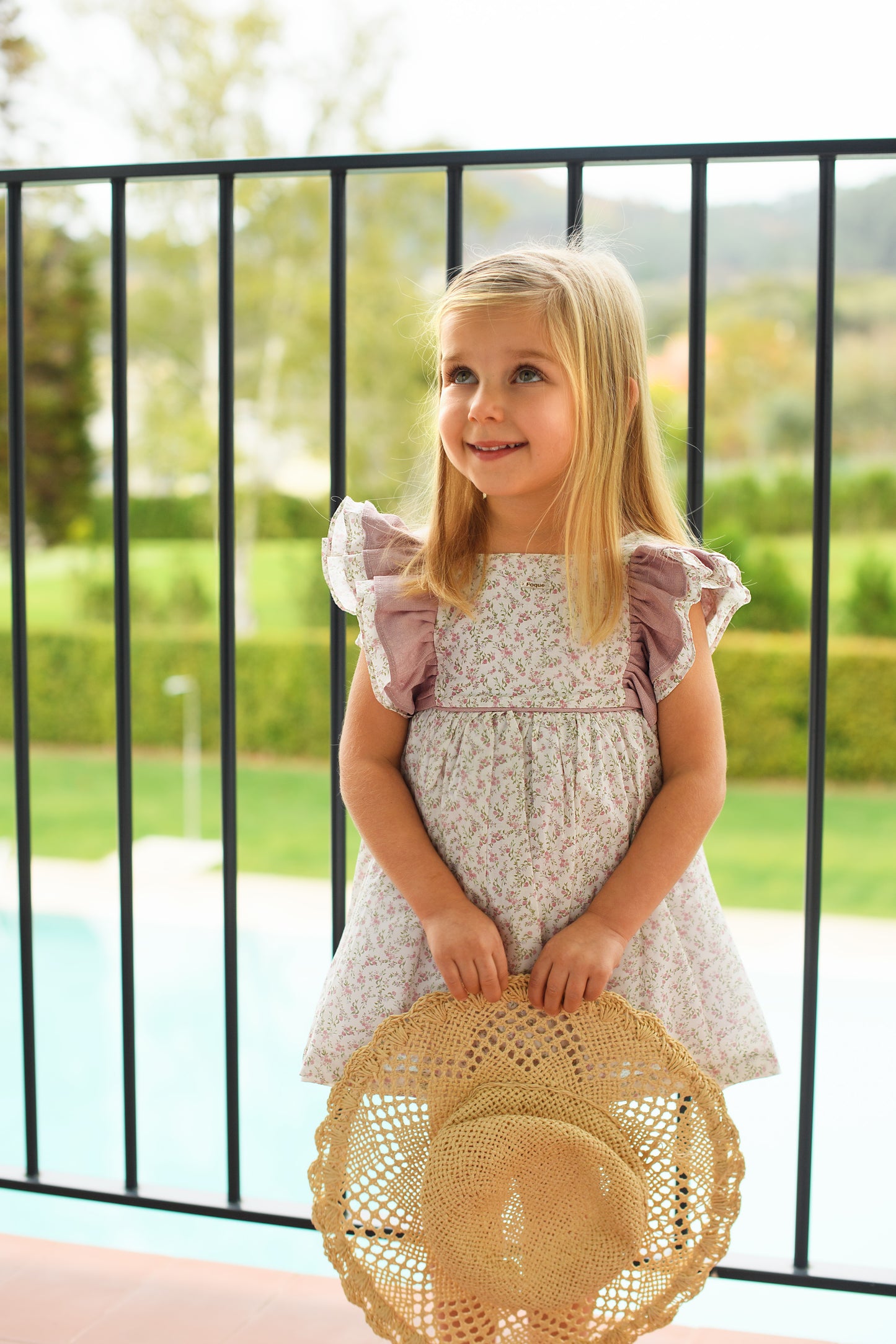 Vestido bebé niña estampado floral con volantes