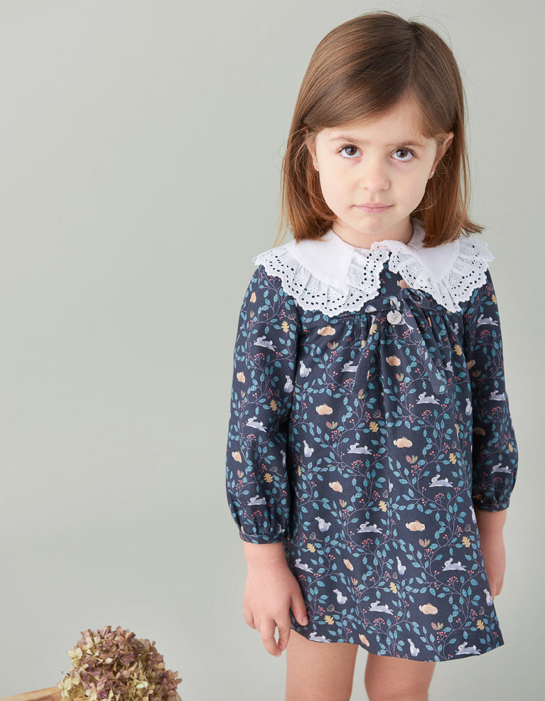 Print Dress with Ruffled Neck and Lace Trim